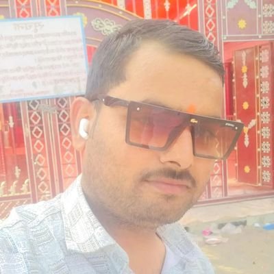 Sonuyadav879043's profile picture. 