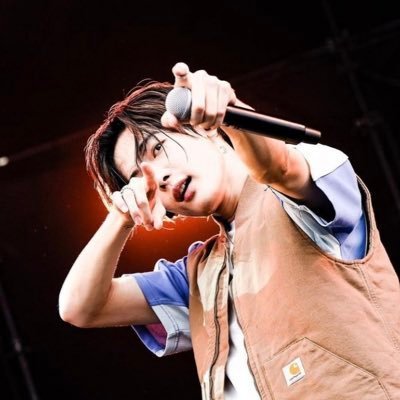 rbbcrown6181's profile picture. नमस्ते शारदे देवि काश्मीरपुरवासिनि।
त्वामहं प्रार्थये नित्यं विद्यादानं देहि।।

I shall return to my motherland even if it takes a thousand lifetimes....