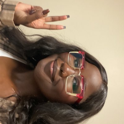 *Dolce far niente* 31 years old. 1/2 of @WhereYouFromPod. Psychologist {PsyD}🇸🇱