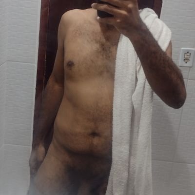 Ativo , Bissexual ,  que curte Tekar, putaria a 2 , 3 , 4 e por aí vai...
Interesse em coisas Perv e Pigs