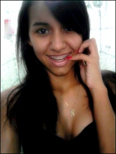 Capricorniana ♑, Flamenguista,Dramática, Irritante, Carente, Louca, Irônica, Desligada, Chata e muito Ciumenta *-*