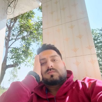 lavleshdwivedi9's profile picture. 🙏धन्योश्मि भारतत्वेन🙏