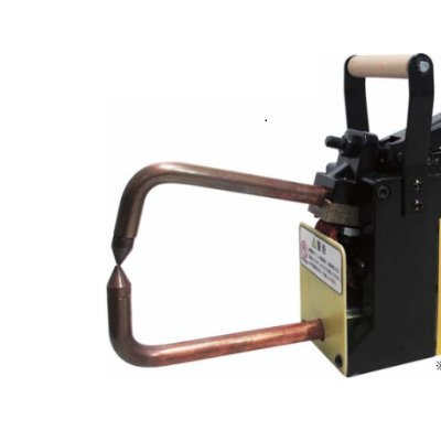 kidTukav3's profile picture. 無性に　溶接したいです。