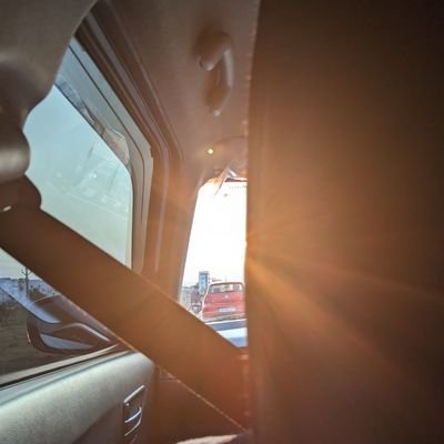 eashwar_b's profile picture. 