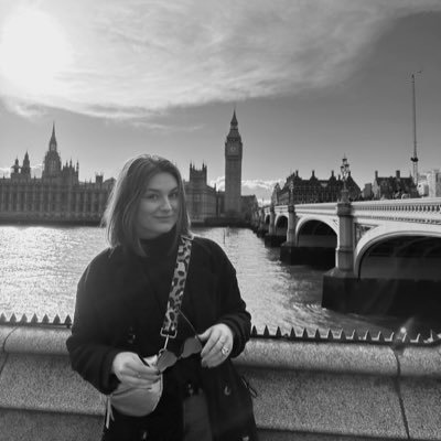 _mathmrth's profile picture. 🍸