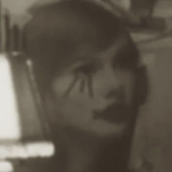 adhdswifts's profile picture. 