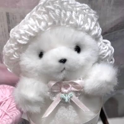 Sr_chu2's profile picture. 服とか可愛いもの· .@__omamori_⸝·⸝⋆꙳...........................