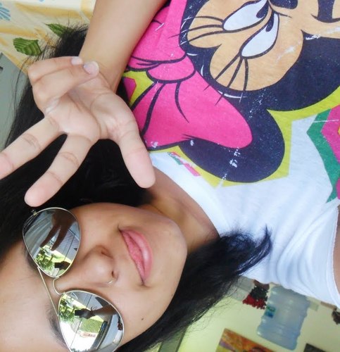   de tanto cair , eu aprendi a derrubar [...]    -:-   
e venha oque vier , eu vou estar pra sempre com você @Rafael_Meelo ♥ 
  melhor amiga @Pauliinha_cx ♥