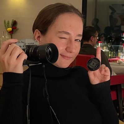 evistar_'s profile picture. 📸 lartcimportant