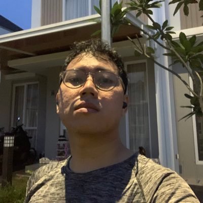 ZakariyalM's profile picture. language enthusiasm