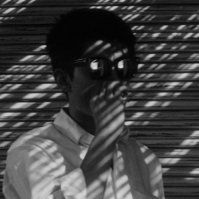Maeddre's profile picture. burned... it's all burnt away... burnt to white ashes