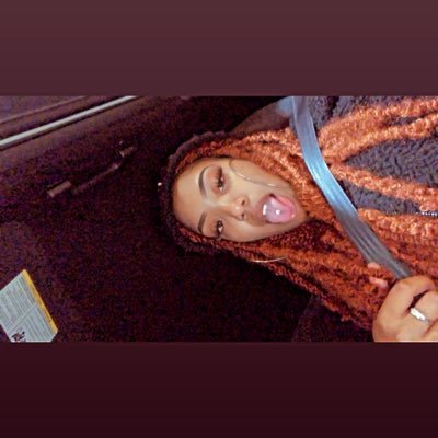 25❤️🔥Bi, Brown, Baddie w a baby & I’m a Scorpio…..shit that’s it😉