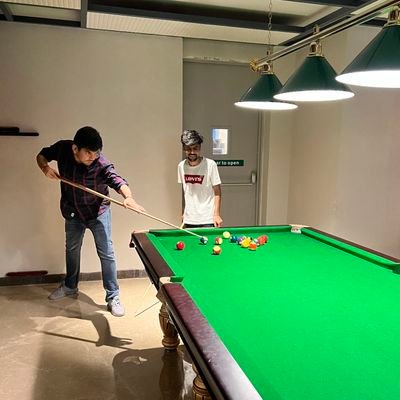 iadar5h's profile picture. Software Engineer engineering softwares, iykwim.