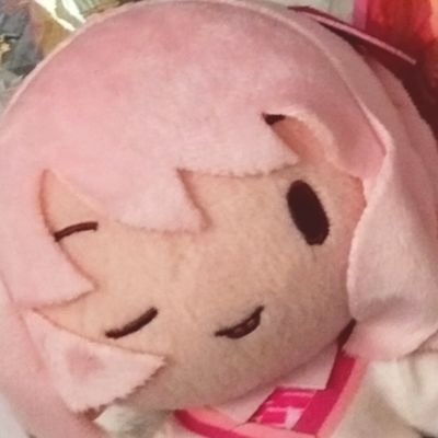 FuwaaP's profile picture. แอคนี้ไว้สำหรับปล่อยของสะสม🥺✨🤟 ใครสนใจสามารถมาอุดหนุนกันได้ เป็นแอคเปิดใหม่ แอคหลักไว้สำหรับวาดภาพ @Pofuwa_fuwaa สำหรับใครที่ซื้อไปแล้วรีวิวได้ที่ #FuwaPรีวิว