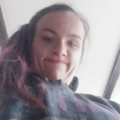 17
Everyone's favourite disabled music lover
Likes to talk about music 24/7
Currently working on Matthew's baby 👶

Old account: @Shannon48442687