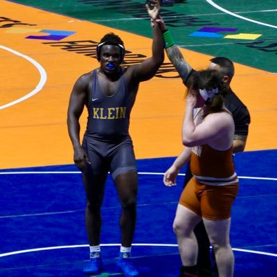 Klein high📍/class 2024/GPA 4.3/5’10/210/DE/LB: wrestling weight class 215