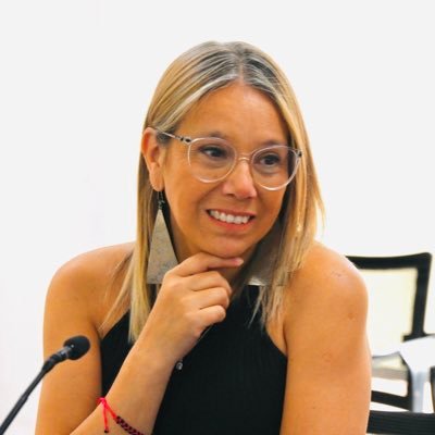 🌷 Mamá | 🚒 Bombera | 🌱 Ex Consejera Regional
📍 Provincia Cordillera | 💜 Feminismo y territorio