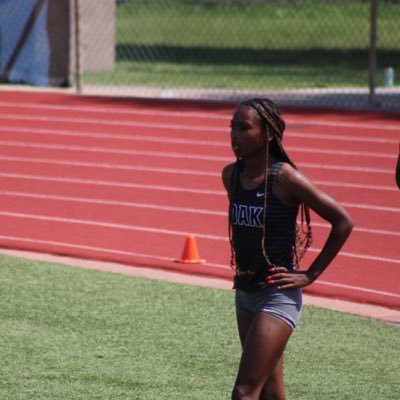 Klein Oak HS | C/O 2025👩🏾‍🎓| 4.2 GPA | Track & Field | 100, 200, 4x1, 4x2