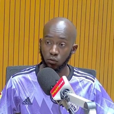 News personality 
EAST AFRICA  RADIO 
journalist&Football pundit 
Covered #𝐀𝐅𝐂𝐎𝐍2023🇨🇮
Sauti ya mteule

𝐕𝐈𝐒𝐈𝐓 𝐌𝐁𝐄𝐘𝐀 🇹🇿