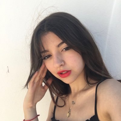 aldanaa_cami's profile picture. You know i love a London boy 💋