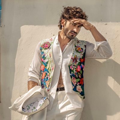 JammwalMiss's profile picture. Here For The Worlds Handsomest Man In Indian Cinema Industry @vidyutjammwal I Will Forever Love You And Forever Will Be Grateful To You My Raaja 👑♥️♥️♥️♥️♥️♥️