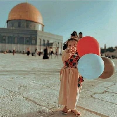 hajar_sqn's profile picture. 