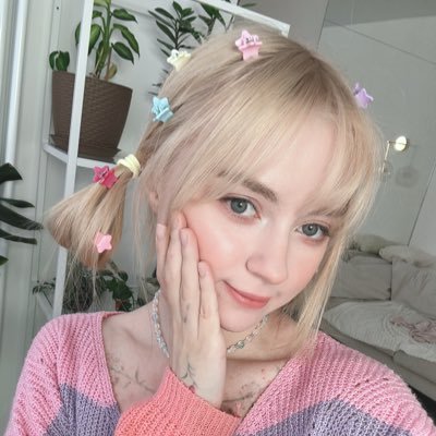 20 yo ♡ Art student ♡ 2 doggo’s mom ♡ My ex told me no one will love my tiny tits so i made this account- https://t.co/Nr8TPA1zcf ♡ Custom request are open!🌸