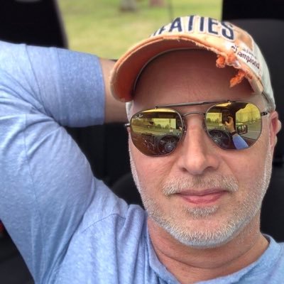 Subscriber Advocate for Media 🗞️
Entrepreneur, NFT and Crypto 💵
Jeep Guy Windsurfer⛵
Just Loving Life & The Great Outdoors🏕️🚵‍♂️