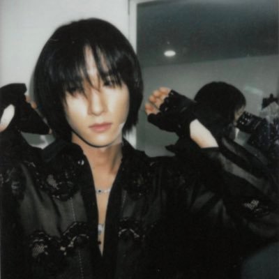 xchaekyuniex's profile picture. 균프로텍터 | 내일도 우린 서로의 습관이 될 거예요