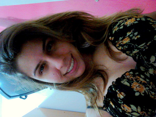 vania_x3's profile picture. 