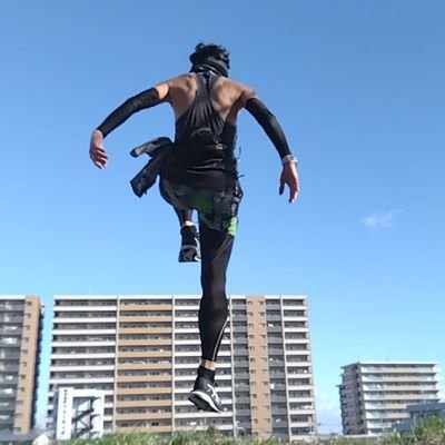 休日ランニングしている鍼灸師です。
毎日体重&体脂肪率測定
フルマラソンは3:52:14
目標はサブ3.5
腰痛持ちなので、
自分で腰痛のメンテナンスをしてます
無言フォロー⭕️
イケオジ軍団、チームぽんこつ
https://t.co/BSWtKmJjhZ
#ラン
#鍼灸
#腰痛