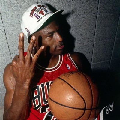 K4S3Ywz's profile picture. #1 Warzone Grinder