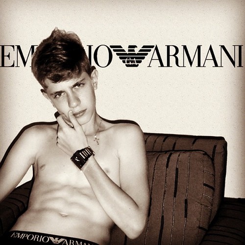 Quem ama o trote do picon ? se você ama, então follow-me
 dona: @emiestrela 
I love you @piconn