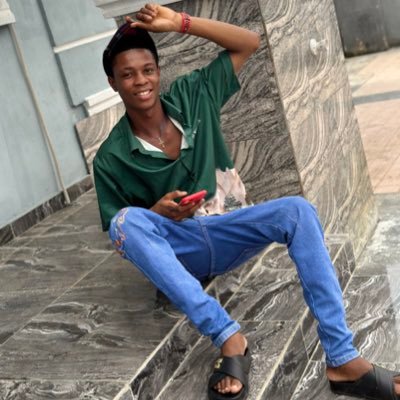 Amah simple guy buh ma simplicity doesn’t symbolizes my symbolical symbolism 🥰