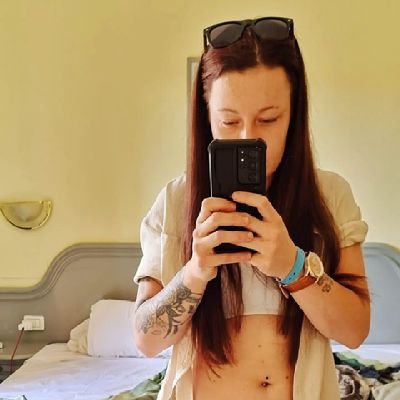 Katiejaynehay94's profile picture. life is how you experience the little things, live every moment as if it was your last.