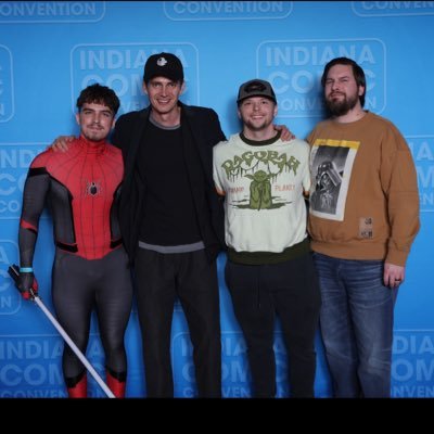 From a galaxy far, far, away. Flameo hotman. Movies, TV shows, and the occasional football post. Follow me below. https://t.co/s5K332ii08
