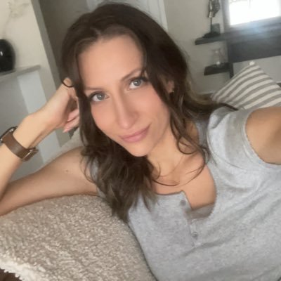 cassfriesen's profile picture. Valued Shareholder™