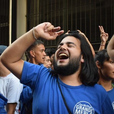 💚 Merlense 🎶🎉🎤 Coordinador de #CulturaJoven en @SDJuventudes ✌🏼 Militante en @JuventudGM y 🏳️‍🌈 @ConurbaDiversxs