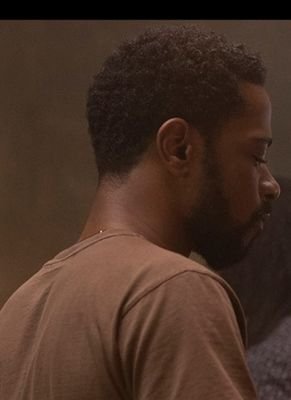 R_eyoga's profile picture. 