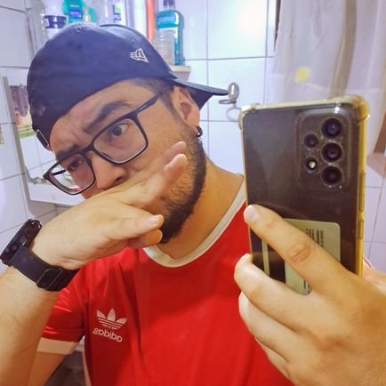 Felipe14343931's profile picture. 