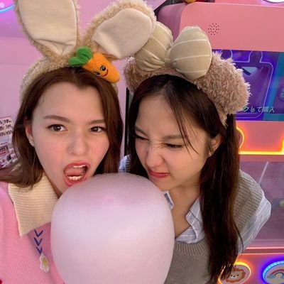 myhome: ° - ៸៸  🐰 ˚ ༘  « 🦦 ˖° ﹆
 @srchafreen and @AngelssBecky