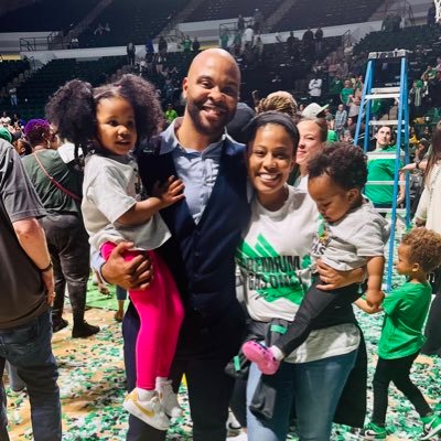 Dad to Gabby & Gigi! Married into Habesha - Mr. Be Consistent @meangreenwbb 🦅🏀UINDY ALUM #INDIANARAISED