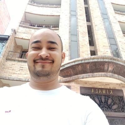 Kcha88's profile picture. En las guerras, los soldados reciben las balas y los generales las medallas.