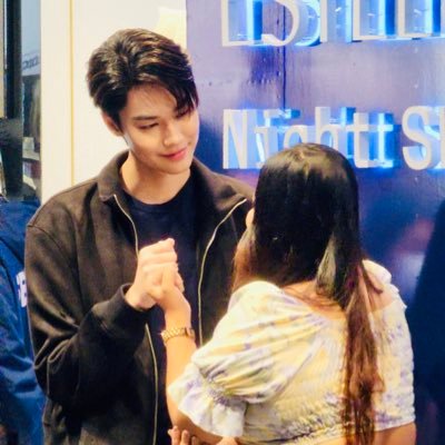 หวีดทุกความน่ารัก 💙💙 #เตนิว #Dew_jsu #จิมมี่ซี #ฟอสบุ๊ค #GeminiFourth แท็กรีวิว #โมมิ้นอยากแจก #กิ๊ฟอะเวย์bymomint #รีวิวโมมิ้นShop