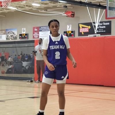 5'7 Combo Guard-Red Oak Middle School-(AAU) Team Moriah Jefferson 15u 3SSB🏀💜🖤-Honor Student 📚 Phil 4:13 🙏🏾

Be Unpredictable!
Respect All Fear None...