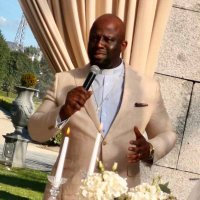 Rev. Dele Ogunlaru (@deleogunlaru) 's Twitter Profile