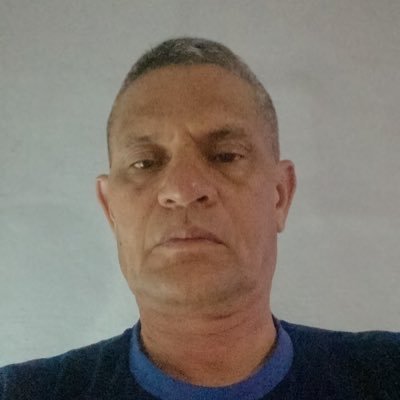 oscaryesith14's profile picture. 