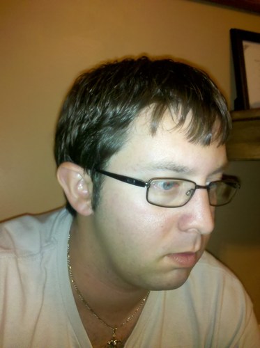 Hi I'm Brandon I sing and write. I love working on cars and I'm 2011 Fayetteville's IAMA Nominee for best country artist