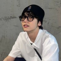 ૮ ˶ᵔ ᵕ ᵔ˶ ა(@famousoobin) 's Twitter Profile Photo