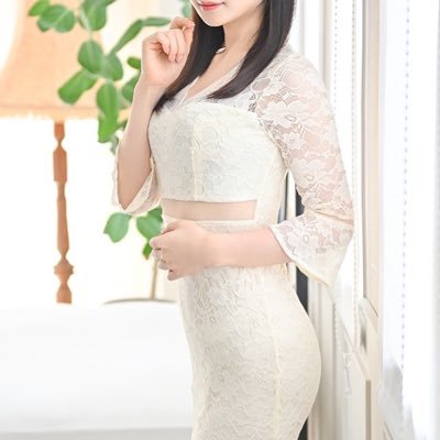 憧れは峰不二子ちゃんBody&Thoughts💄ご縁いただいた貴方様に幸せを感じていただけるよう精進いたします🩵素敵な恋人TIMEをお過ごしいただけますように!趣味:お料理・お酒・スポーツ・⚾️観戦。どうぞよろしくお願いいたします🐈⬛🌸#THEMUSE